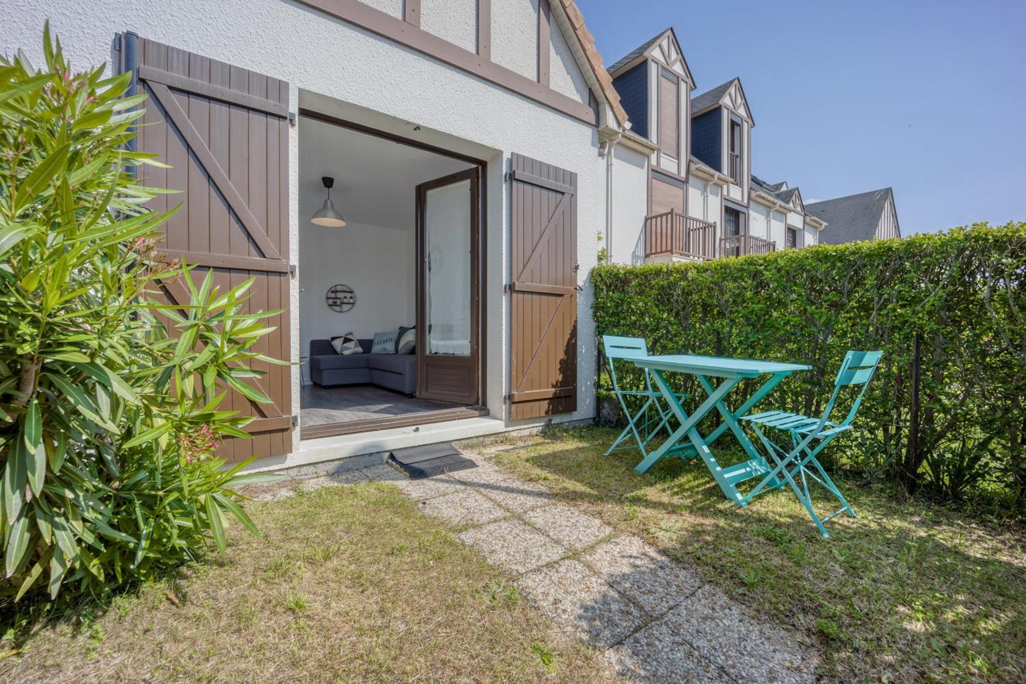 Le Petit Normand - Studio Avec Jardin A 500 M De La Plage Курсель-сюр-Мер Екстер'єр фото